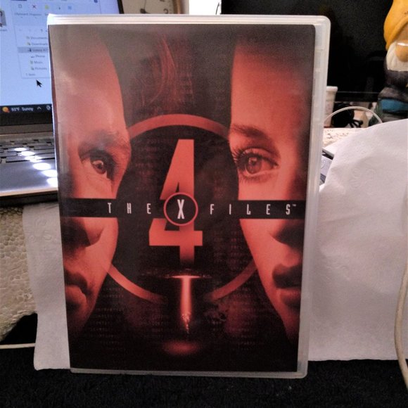 The X Files season Six on CD Gold Cover Collectors edition - Picture 4 of 7